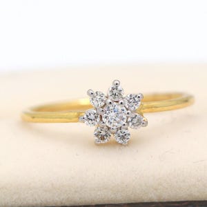 Flower Shape Diamond Ring, 18k Yellow Gold Ring, White Diamond Ring, Solitaire Ring, Gold Statement Ring, Birthday Gift