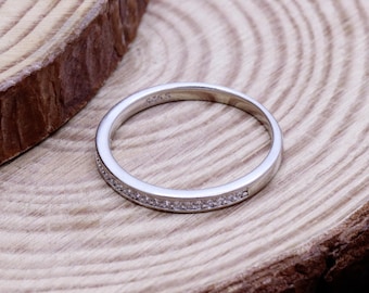 Anillo de plata de ley 925 con circonita cúbica