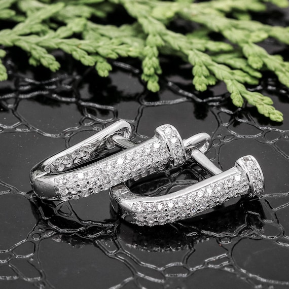 Orecchini a bottone in argento sterling con doppia zirconia cubica