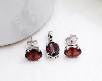 Red Garnet Jewelry Set: 925 Sterling Silver Earrings, Ring & Pendant