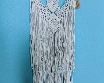 White Macrame Diamond Weave Wall Hanging