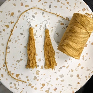 Boucles d&#39;oreilles en macramé à pampilles