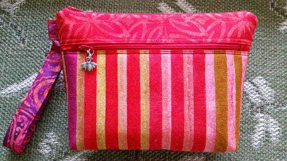 Grab-n-Go Bag – Wrist Bag – Fabric Bag – Cosmetic Bag – Multipurpose Bag – Ladies Gift
