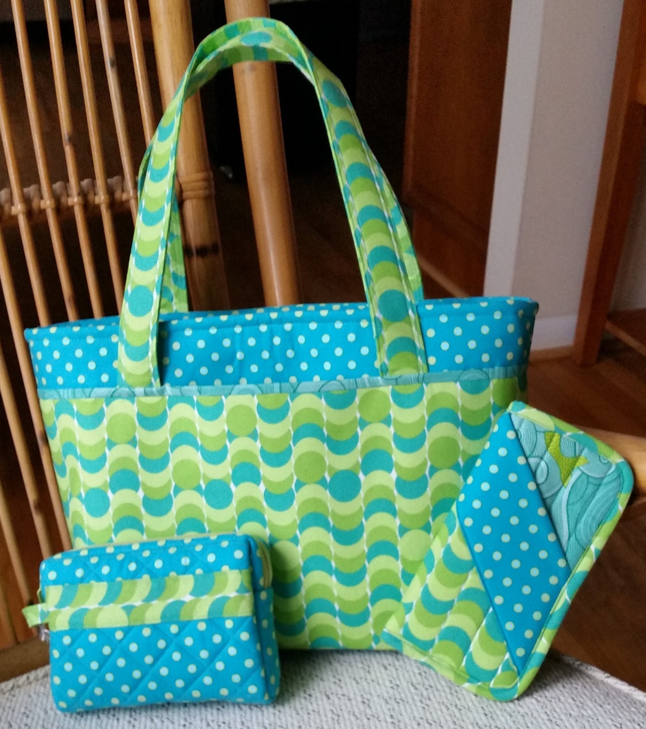 Cruiser Beach & Travel Bag Set Tote Bag Set Fabric Handbag Sunglass Case Cosmetic Pouch