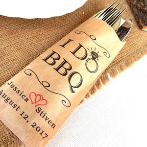 Lot de 5 - 100 pièces Cadeau de douche pour couples I DO BBQ, Sac porte-couverts, Sacs pour couverts, Sacs pour ustensiles de barbecue de mariage, Sacs pour service alimentaire