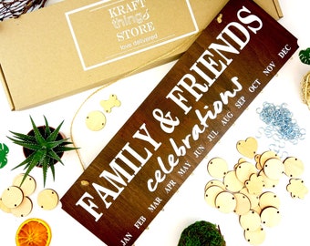 Family Birthday Board: Wooden Wall Calendar with 48 Tags