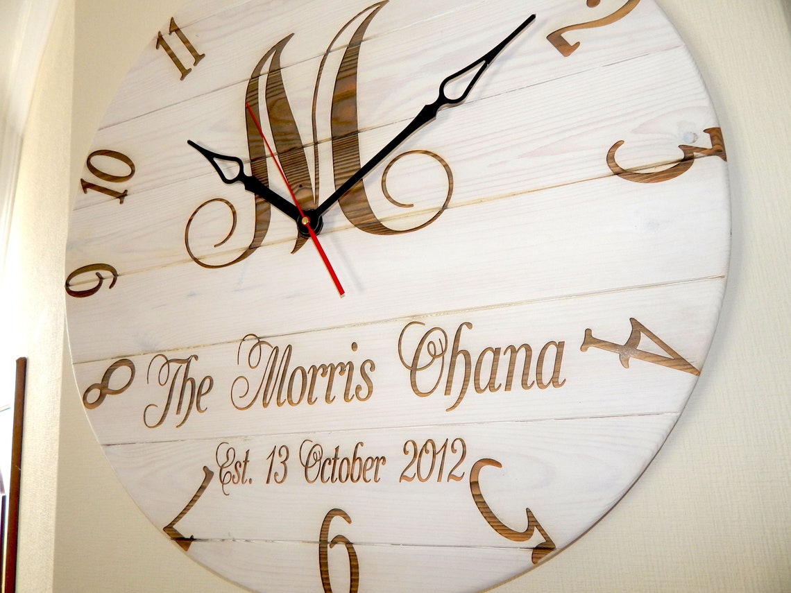 Personalisierte große Wanduhr übergroße Hochzeit gebeizt Uhr Etsy