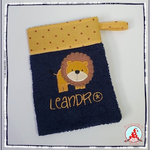 Washcloth with name & desired motif wash mitt