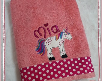 Handtuch mit Name und Motiv Einhorn Eule Feuerwehr Towel