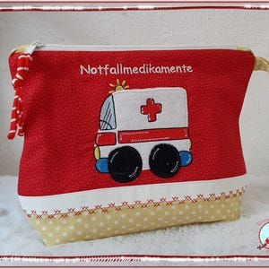 Kulturbeutel mit Name und Wunschmotiv Unikat Kulturtasche Kindertasche Waschtasche Blume Kosmetiktasche Tasche Reise Windeltasche