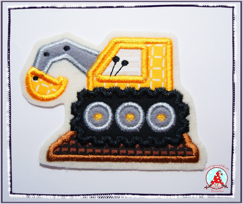 Flamingo Applikationen Set – 7 Aufbügler-Patches, Bunt Bestickt, Für Kleidung & Textilien