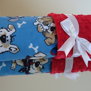 Haustier-Decke, Hunde- / Welpen-Decke personalisiert, Haustier-Geschenk, Minky-Baby-Decken