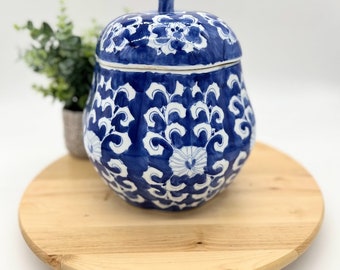 Vintage Chinoiserie Blue and White Porcelain Hand Painted Pumpkin Jar