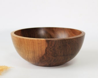 Walnut Wood Snack BowlCandy DishKey Holder