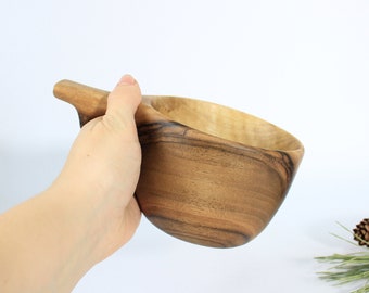 Tasse en bois Kuksa, tasse personnalisée sculptée à la main, tasse de camping