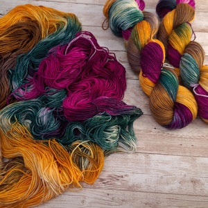 Barn Dance, Sock yarn, hand dyed sock yarn, merino yarn, superwash sock yarn, speckle sock yarn,  wool nylon sock yarn, fingering yarn