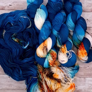 Neptune&#39;s Trident,  Sock yarn, hand dyed sock yarn, merino yarn, superwash sock yarn, speckle sock yarn,  wool nylon sock yarn, fingering