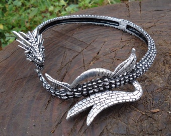 Real silver 3d dragon necklace , cosplay choker prop , lifelike metal sculpture , dragon around neck fantasy folklore goth mother's day gift