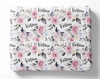 Couverture personnalisée pour bébé fille - couverture pour bébé monogramme - couverture pour emmailloter - cadeau de baby shower - couverture personnalisée - floral bébé fille