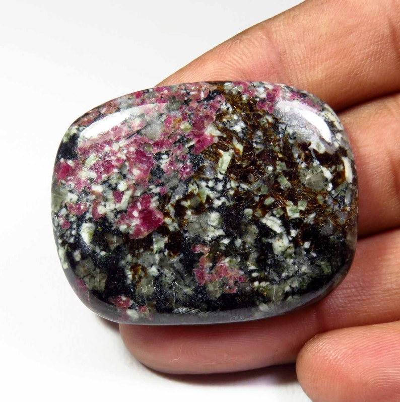 Top Quality Eudialyte Gemstone,Natural Eudialyte Cabochons,Eudialyte Loose stone,Eudialyte Semi precious 73Cts 38X30x6MM KB-4495