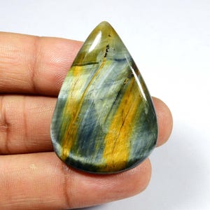 Unique ~ Oeil de tigre bleu jaune. Cabochon bleu naturel en oeil de tigre. Pierre précieuse bleue en oeil de tigre. Oeil de tigre en forme de poire pour bijoux 55 carats KB-9880