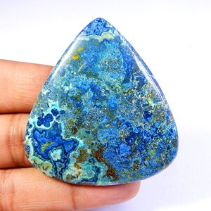 Pietra preziosa unica di azzurrite. Azzurrite lucida. Azzurrite blu naturale. Azzurrite cabochon. Azzurrite sfusa a forma di pera per gioielli. 149 ct KB-11132