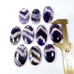 Natuurlijke amethist kantagaat. Paarse amethist kant agaat cabochon. Amethist edelsteen. Groothandelkavel van 10 stuks 457 kt amethist los. KB-10490