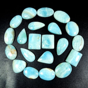 Cristallo di aragonite naturale. Cabochon di aragonite. Pietre preziose di aragonite blu di forma mista, lotto all'ingrosso di 21 pezzi sfusi per gioielli, 377 carati. KB-11224