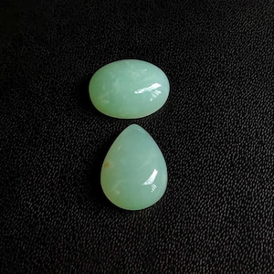 AAA+ chrysopraas edelsteen. Natuurlijke chrysopraas. Groene chrysopraascabochon. Groothandel: 2 stuks losse chrysopraas voor sieraden en doe-het-zelf KB-11141