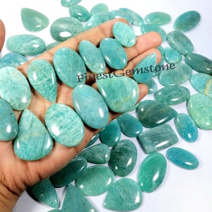 Groene Amazoniet-edelsteen. Amazoniet cabochon. Gracieus! Amazoniet kavel. Helend natuurlijk Amazoniet groothandel lot voor sieraden 7 stuks 250 cts.