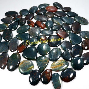 Bloedsteen edelsteen. Natuurlijke bloedsteencabochon. FANTASTISCH! Roodgroene bloedsteengroothandel. Mix Shape Healing Bloedsteen 1 tot 142 stuks