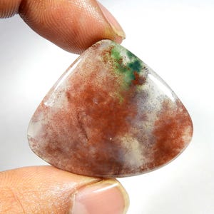 Trendy! Mosagaat edelsteen. Natuurlijke zeewiermosagaat. Groenrode mosagaatcabochon. Hartmosagaat van 29 x 35 mm los. 37 kt KB-10409