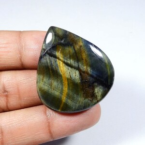 Occhio di tigre blu giallo. Pietra preziosa di occhio di tigre blu. Fantastico! Cabochon di occhio di tigre blu naturale. Occhio di tigre a forma di pera per gioielli. 59 carati. KB-8999