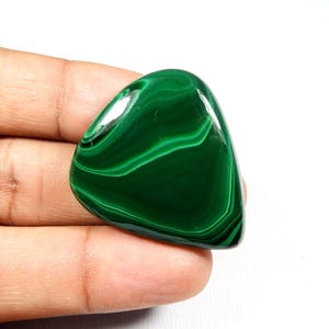 Affascinante! Cabochon di malachite. Malachite verde naturale. Pietra preziosa di malachite. Malachite a forma di pera, 37 x 33 mm, guarigione per gioielli, 87 carati, KB-8403
