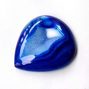 Pietra preziosa di geode di drusa di onice naturale AAA+. Agata drusa di onice blu. Cabochon di drusa di agata blu. Druza a forma di pera per gioielli, 171 carati KB-9584