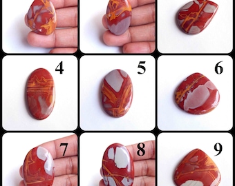 Cabochon di diaspro Noreena rosso naturale. Gemma lucidata, sfusa, ideale per la lavorazione a filo.