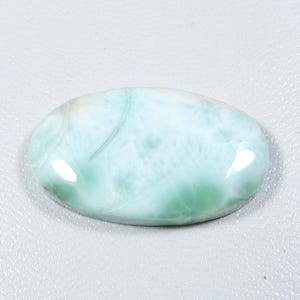 Hemelsblauwe larimar-edelsteen. Larimar cabochon. Natuurlijke larimar. Elegant! Larimar. 30 x 17 mm ovale vorm Designer Larimar los. 27 kt. KB-9193