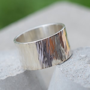Wide band hammered shiny sterling silver ring , wood effect