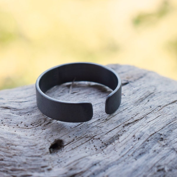 Verstelbare ring, sterling zilveren ring, ruthenium verguld, minimalistische ring