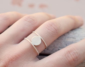 Double sterling silver ring with circle, stacking silver ring with geometric shape, moon ring, stackable ring