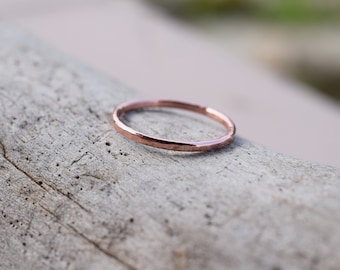 Anello in rame grezzo martellato fatto a mano, rame lucido (spessore 1,5 mm)