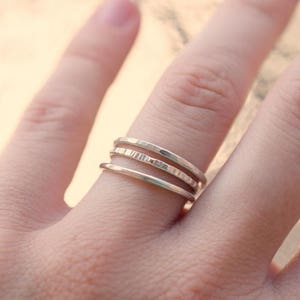 set van drie sterling zilveren ringen, set van 3 stapelbare 1,5 mm zilveren ringen, gehamerde stapelringen