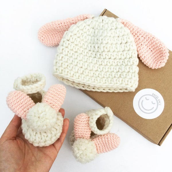 Baby girl gift set, crochet baby gift, crochet baby bunny shoes, baby shower gift, new baby bunny hat, easter baby gift, bunny photo prop