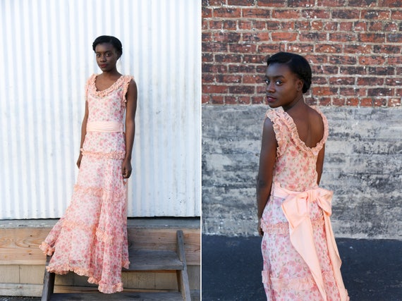 1930's Vintage Light Pink Floral Gown // Sleeveles