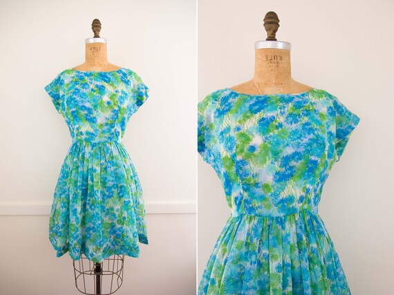 Vintage 1950's Vintage Blue and Green Floral Sun D