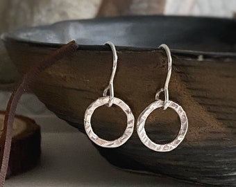 Circle earrings, Hammered silver hoop drop dangly earrings, Sterling silver handmade round mismatched earrings 10mm