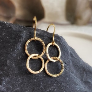 Solid 9ct gold circle hoop drop dangly earrings, Handmade hammered texture bark round loop interlocked drops, Unusual simple modern gold