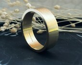Solid gold 18ct plain band ring, simple modern matt satin heavy 18ct yellow gold stylish ring, 5mm width