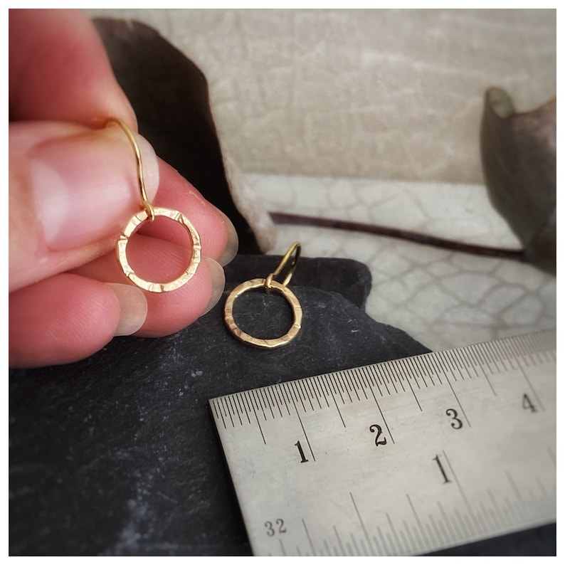 Solid 9ct gold circle drop earrings, Handmade hammered texture round dangly yellow gold earrings, Simple modern stylish geometric gold image 6