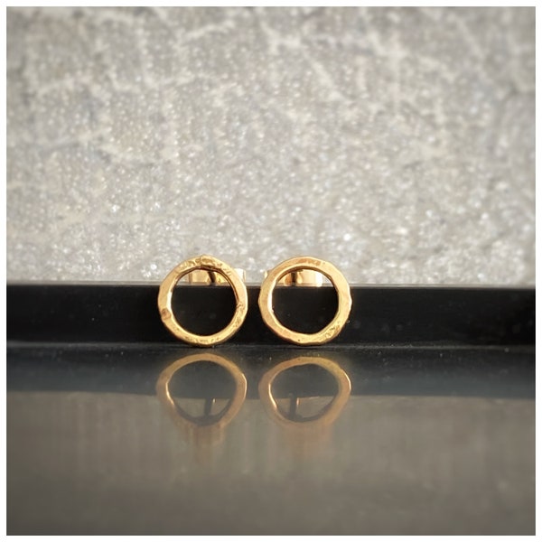 Tiny solid gold hammered circle earrings, small 9ct yellow gold round hoop bark textured studs, Simple geometric gold earrings
